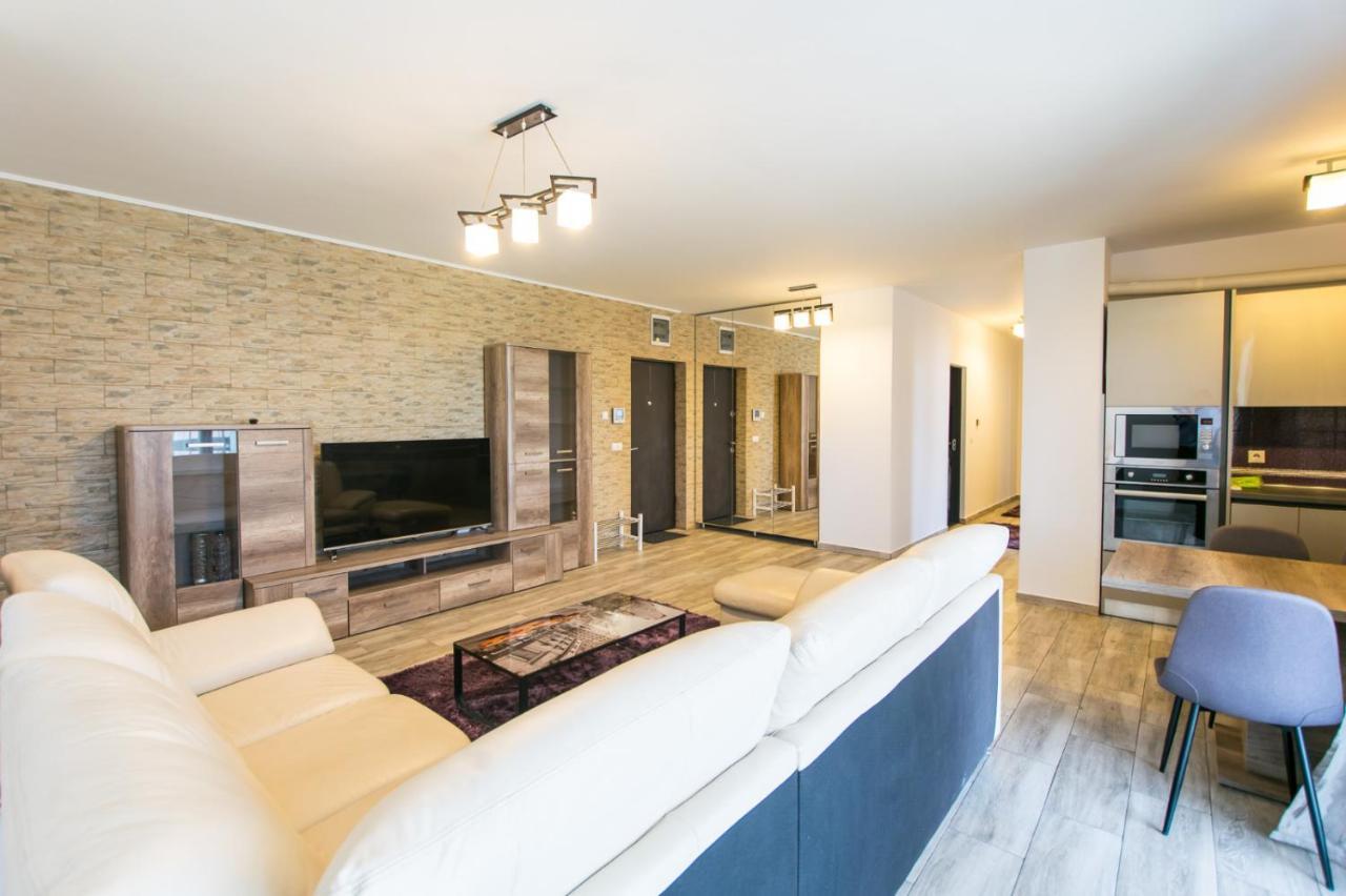 Luxury Hotel Riviera Cluj Napoca Bagian luar foto